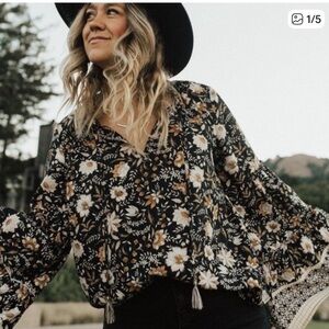 Lovestitch Black & Gold Lurex Floral Boho Blouse ✨ Size Large